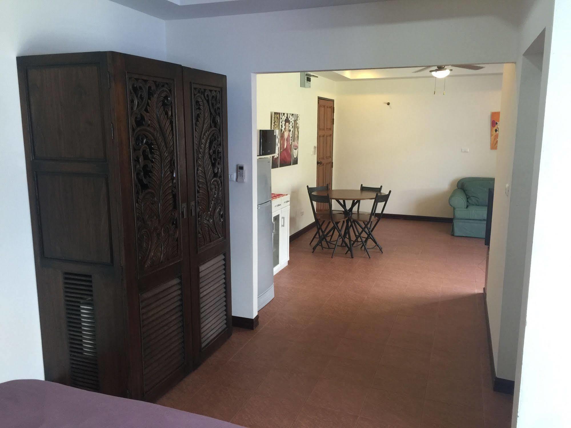Merlin Plaza Apartments Khao Lak Dış mekan fotoğraf
