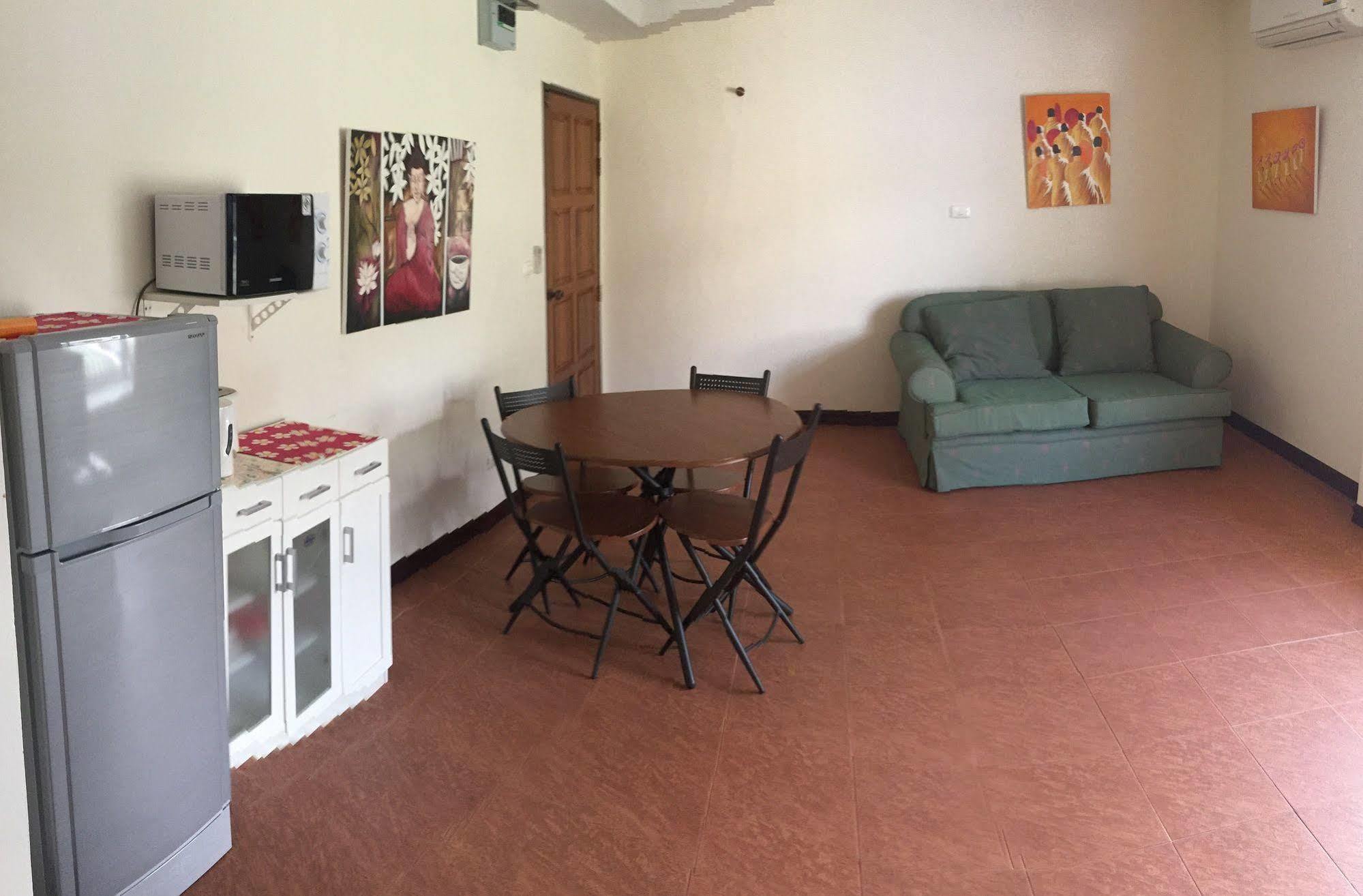 Merlin Plaza Apartments Khao Lak Dış mekan fotoğraf